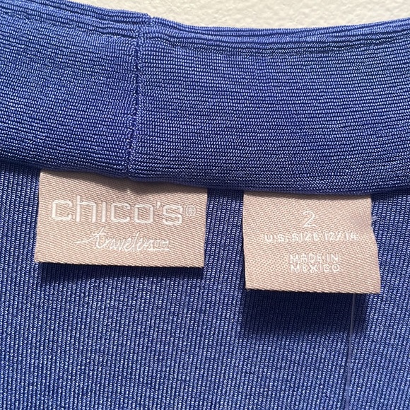 Chicos jacket size 2 or medium - Picture 2 of 4